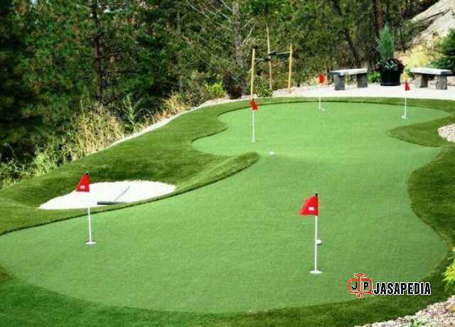 Jasa Rumput sintetis Jakarta pembuatan lapangan golf mini putting green pribadi